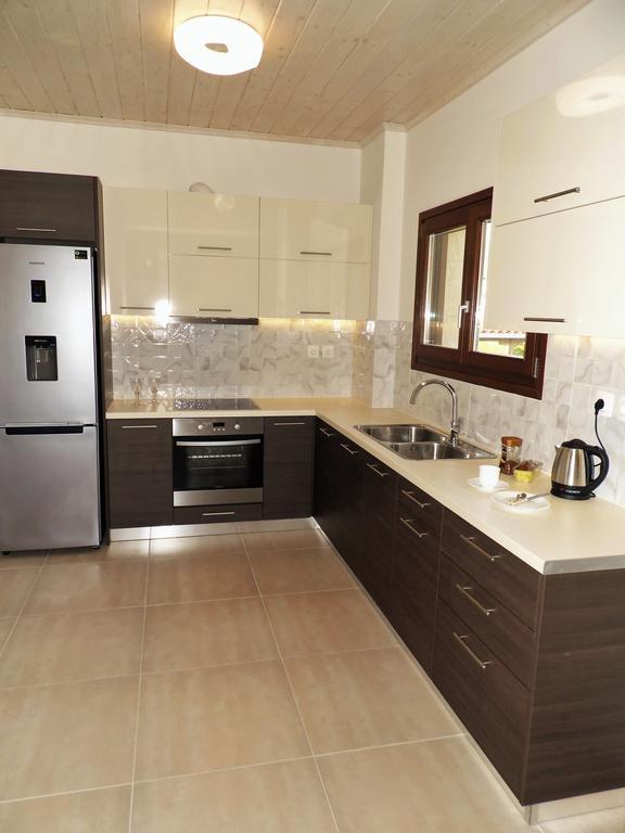 Paralia Sergoulas Villa Thalassa מראה חיצוני תמונה