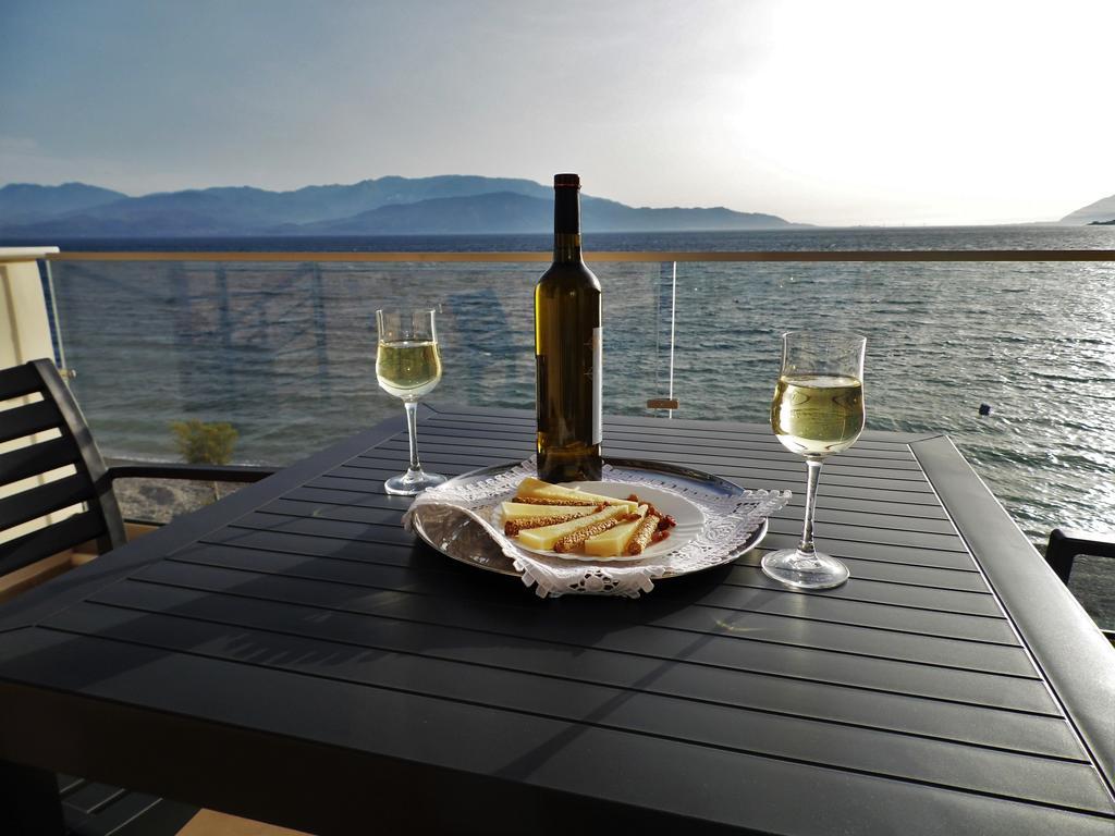 Paralia Sergoulas Villa Thalassa מראה חיצוני תמונה