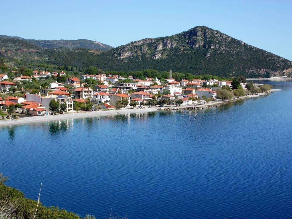 Paralia Sergoulas Villa Thalassa מראה חיצוני תמונה